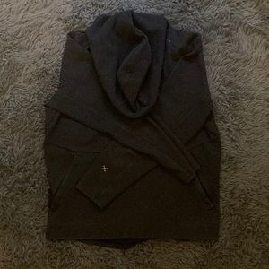 Lululemon medium sweatshirt